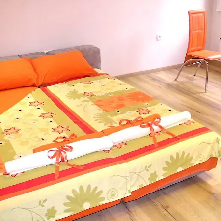 Apartment Green Garland Sanja,strict Center Belgrade